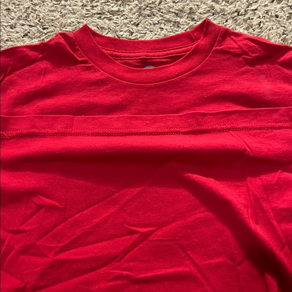 NEW BUC-EE’s Never Calm Christmas Tee - Picture 7 of 7